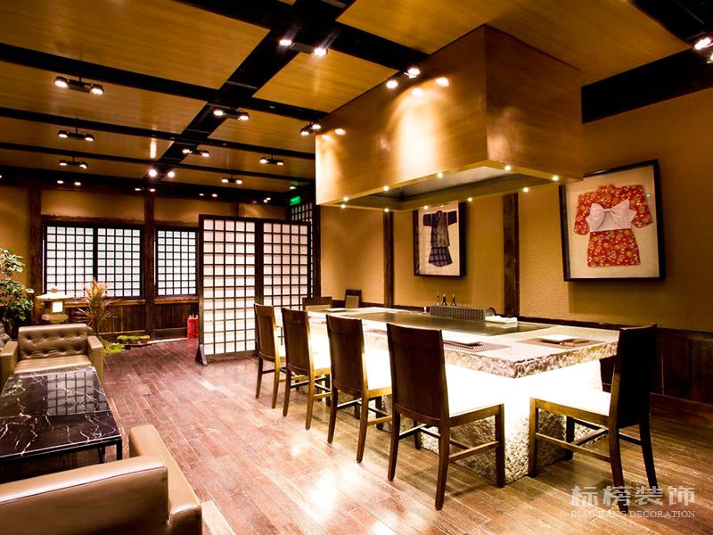 關于深圳餐飲餐廳裝修設計要點是什么？